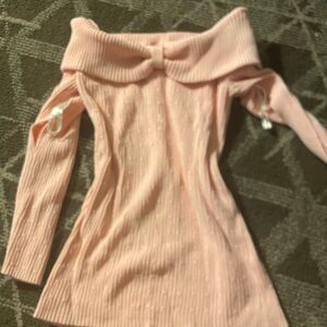 Elegant Pink Off-Shoulder Sweater